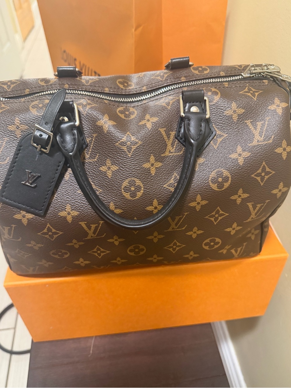 Louis Vuitton Speedy Soft 30 Dark – Monogram Black, style M12243 - Picture 4 of 15